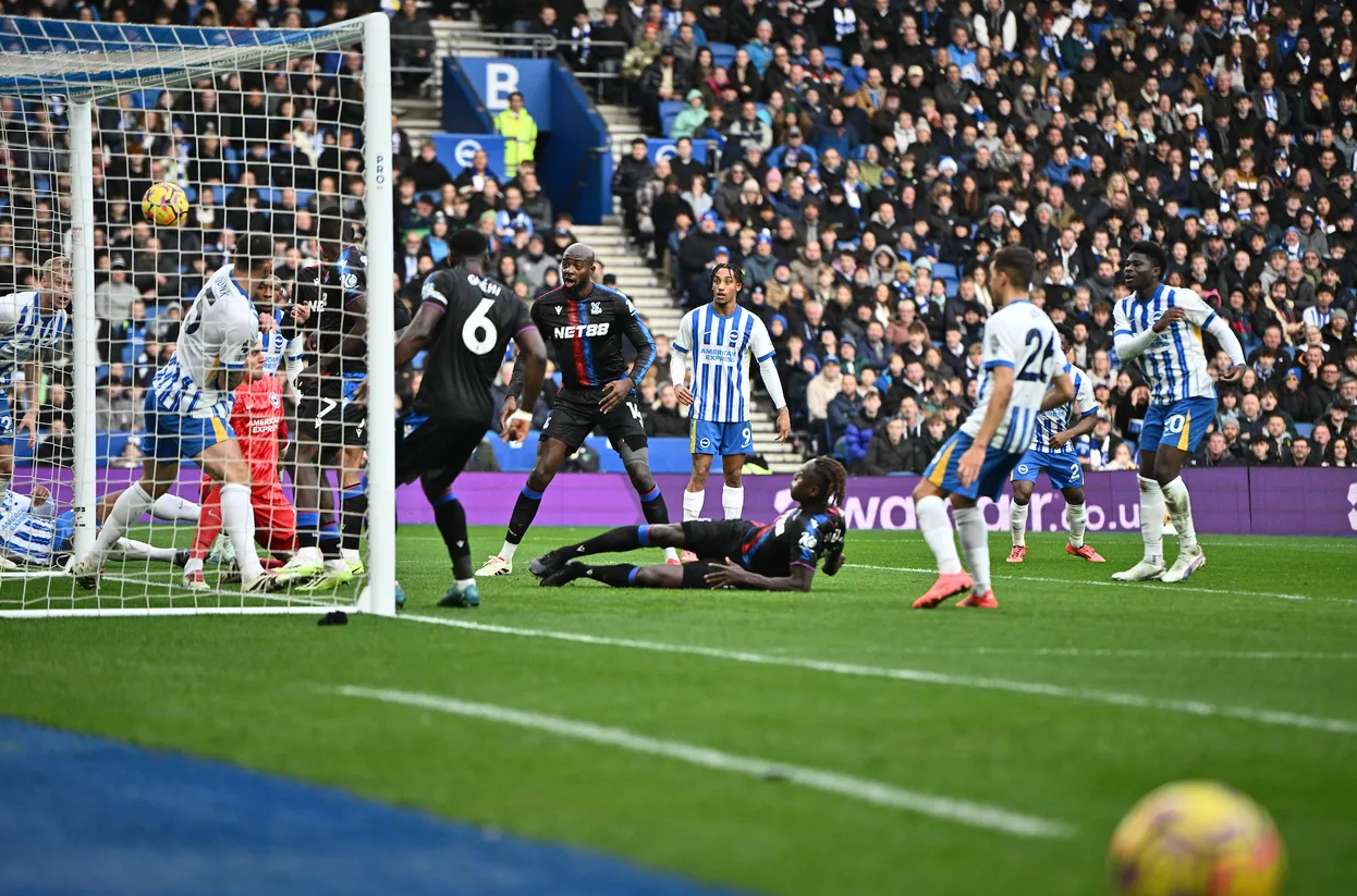 Brighton vs Crystal Palace (21:00 15/12) | Xem lại trận đấu