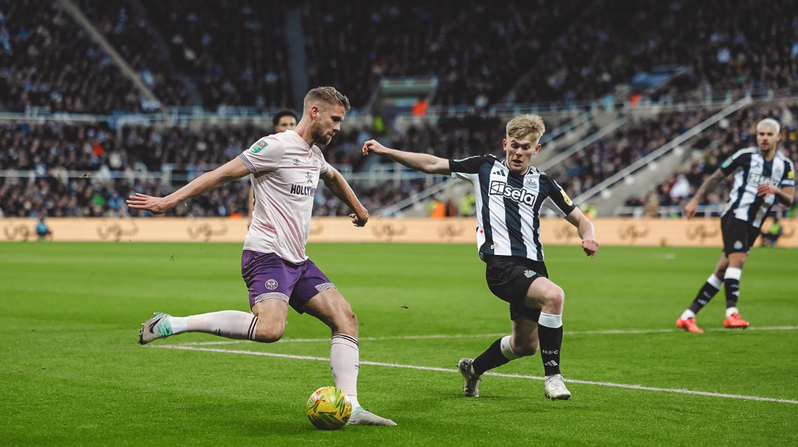 Newcastle United vs Brentford (02:45 &#8211; 19/12) | Xem lại trận đấu