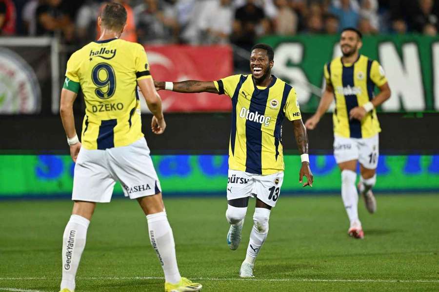 Nhận định soi kèo Eyupspor vs Fenerbahce lúc 00h00 ngày 21/12/2024